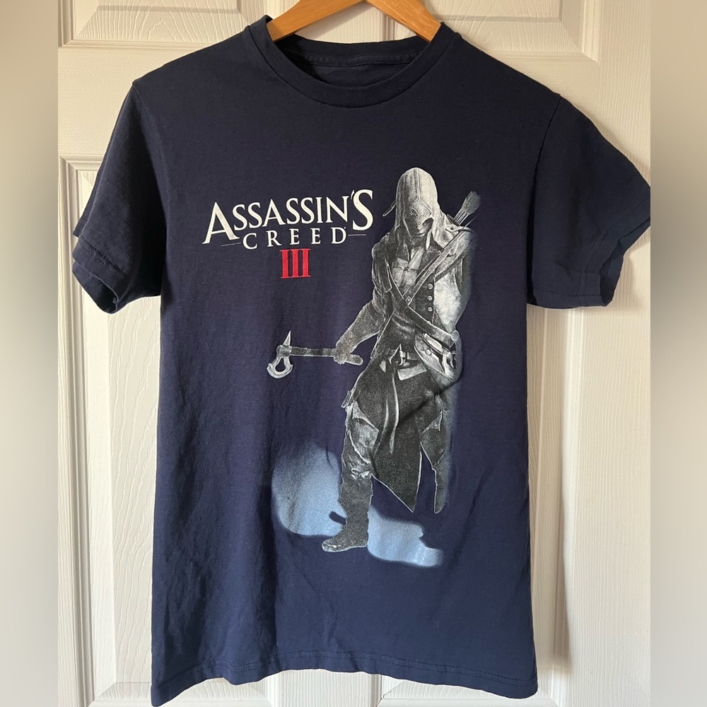2/$25 Assassins Creed III Men’s Women’s Adult Tshirt Tee Video Game Navy Blue